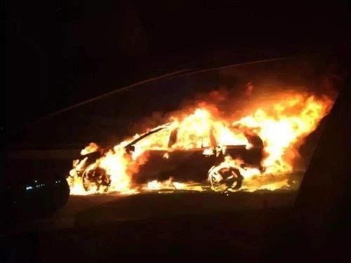 自燃图片,视觉冲击下的科学探秘之旅